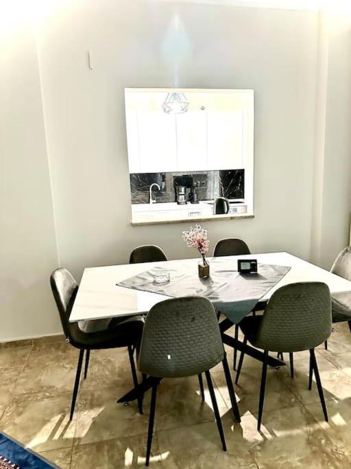 סלוניקי The “Roman Market” Lux Apartment מראה חיצוני תמונה